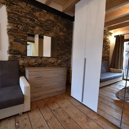 Apartament Antica Casa Nella *