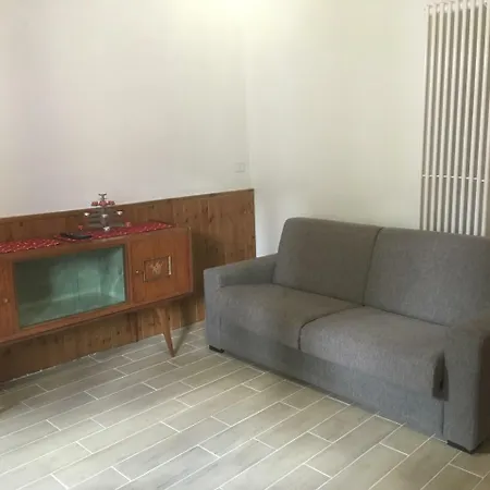 Antica Casa Nella Apartment *
