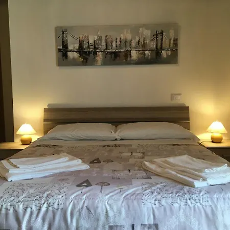 Apartment Antica Casa Nella *