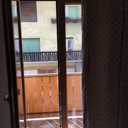 Antica Casa Nella *